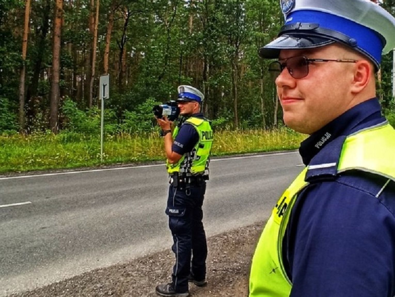 Zawadzkie Kontrola Policji Na Drodze Wojew Dzkiej Nr Posypa Y Si