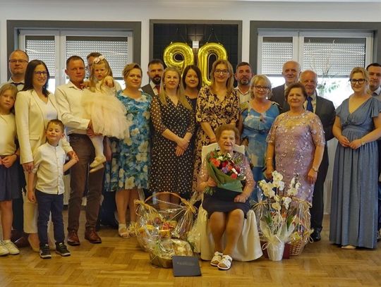 90. urodziny pani Adelajdy z Krośnicy. Życzymy wszystkiego najlepszego