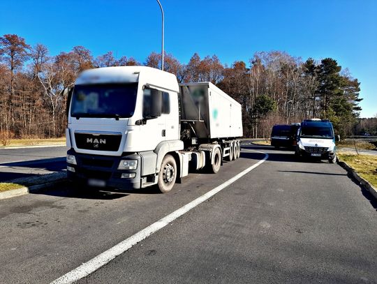 Auta bez dokumentów i w fatalnym stanie. Ich nie powinno być na drogach!