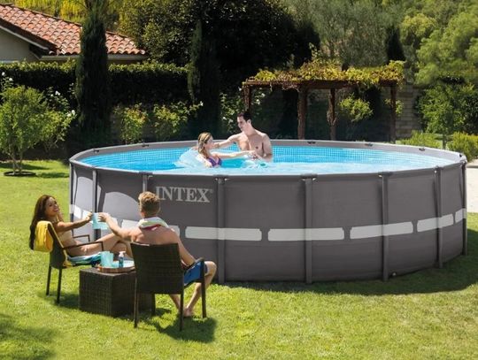 Basen rozporowy vs stelażowy — który jest lepszy dla początkujących?