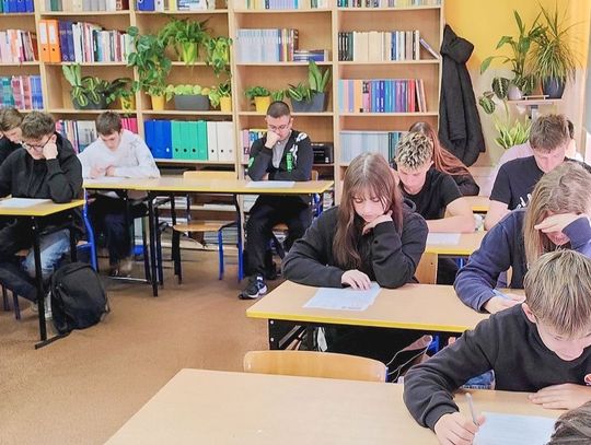 Blisko 3 tys. uczniów w szkołach powiatu strzeleckiego – najwięcej od 15 lat Blisko 3 tys. uczniów w szkołach powiatu strzeleckiego – najwięcej od 15 lat