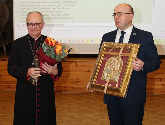 Gmina Jemielnica uhonorowała biskupa opolskiego. "To wielkie wyniesienie"
