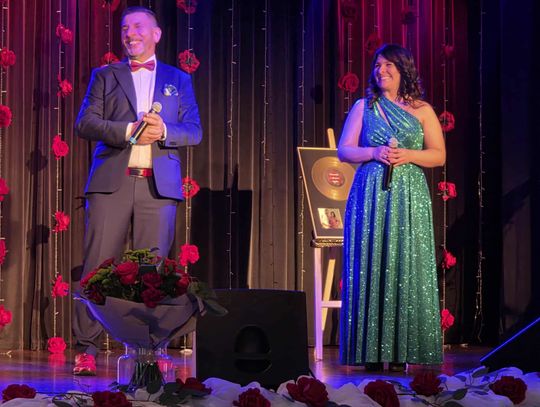 "Milion Róż Tobie Dam", czyli benefis Dominiki i Janusza Żyłka