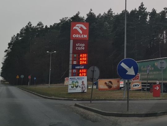 Ceny paliw na stacjach oszalały! Będziemy płacić 7 złotych za litr?