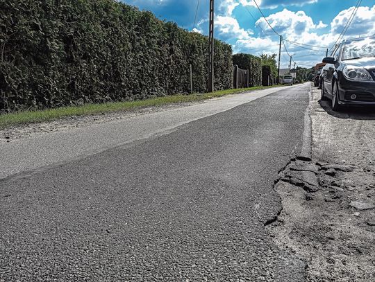 Chcą wyremontować ruchliwą drogę w Spóroku. O chodniku nie ma jednak mowy