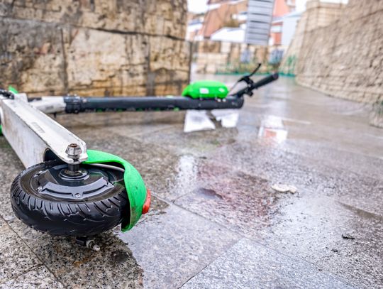 Coraz więcej niebezpiecznych zdarzeń z hulajnogami na Opolszczyźnie