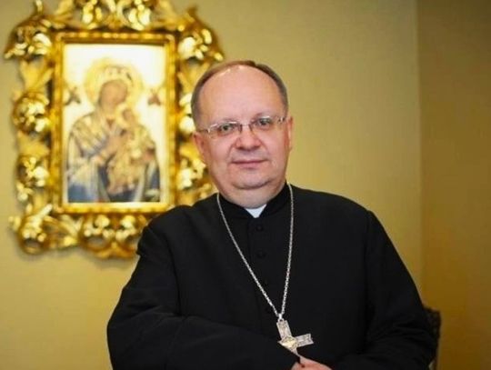 Czekam na przeszczep wątroby - przyznał biskup Andrzej Czaja