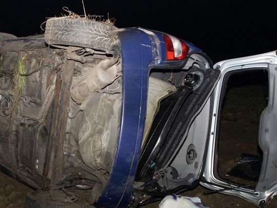 Dachowanie w Strzelcach Opolskich. Kobieta chciała ominąć sarnę