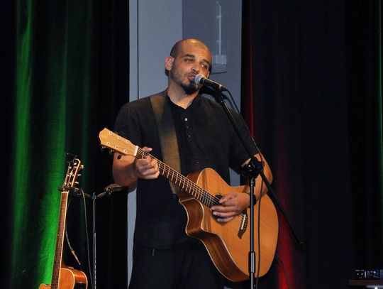 Damian Ukeje wystąpił w Powiatowym Centrum Kultury w Strzelcach Opolskich