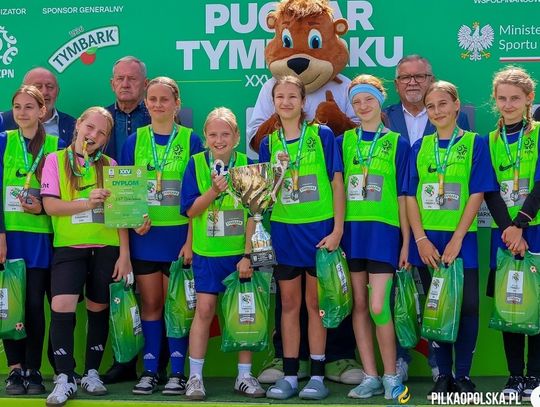 Uczennice z Dziewkowic wygrały wojewódzki Puchar Tymbarku