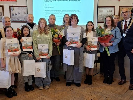 Uczennice z gminy Strzelce Opolskie nagrodzone w ogólnopolskiej kampanii