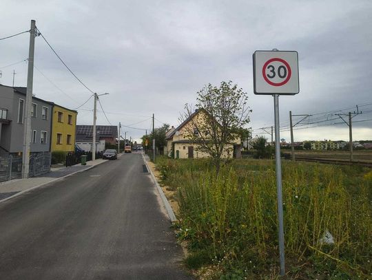Zmiany na drogach w Zawadzkiem. Tędy trzeba jechać wolniej