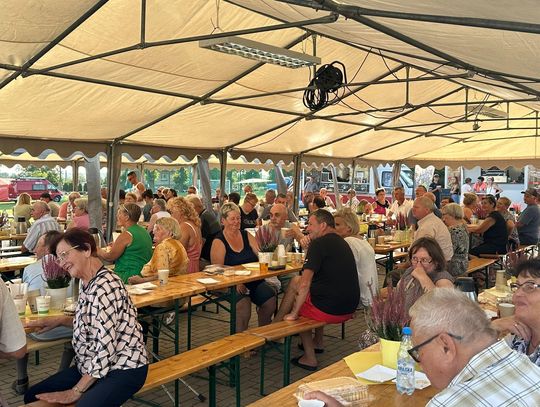 Dożynki wiejskie w Zalesiu Śląskim. Świetnie bawili się młodsi i starsi