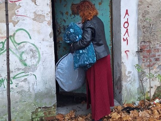 Nie bądź obojętny na los innych. Pomóż zimą