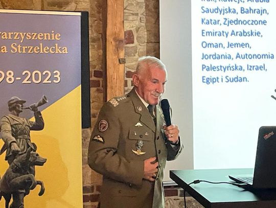 Generał Bieniek mówił w Strzelcach Opolskich o tym, co nam zagraża