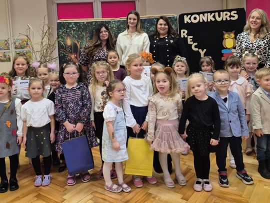 Gminny Konkurs Recytatorski w Krośnicy. Wydarzenie zgromadziło małych miłośników poezji Gminny Konkurs Recytatorski w Krośnicy. Wydarzenie zgromadziło małych miłośników poezji