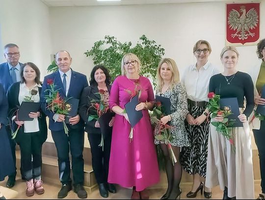 Izbicko docenia swoich pedagogów. Nagrody dla nauczycieli i dyrektorów