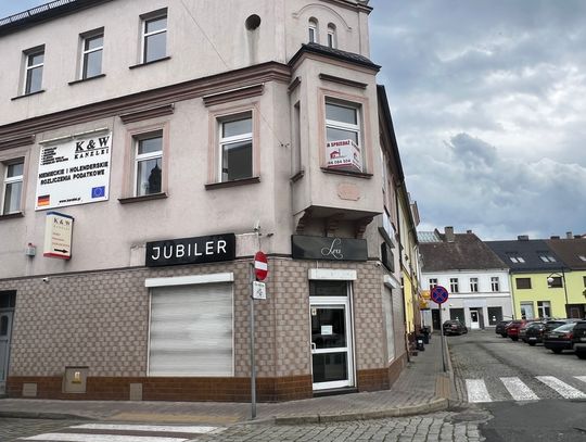 Napad na jubilera w centrum Strzelec Opolskich. Padły strzały