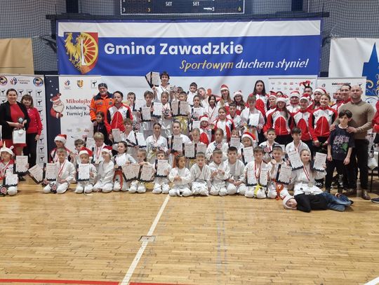 Karate ze św. Mikołajem. Do rywalizacji przystąpiło 50 zawodników