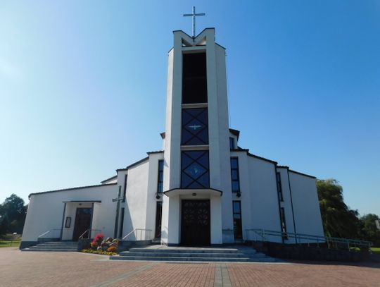 Kościół w świetle ledów