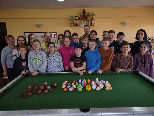 Kroszonki łączą pokolenia, a dzieci w Kadłubie poznają lokalną tradycję