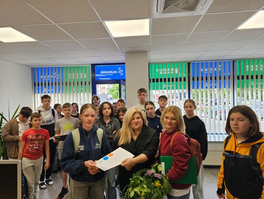 Gra terenowa w Strzelcach Opolskich. Młodzież odwiedziła też naszą redakcję