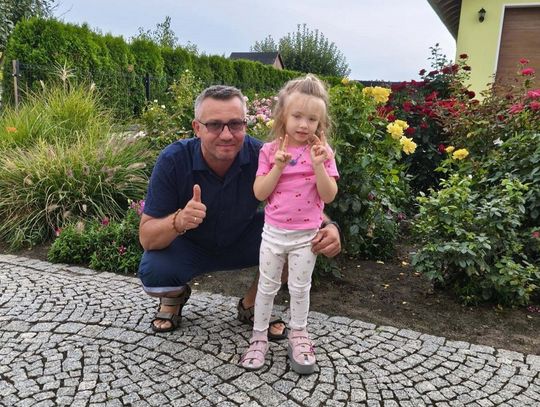 Ponad 2200 km na rowerze dla małej Agnes. Strażak z Wysokiej znów pomaga