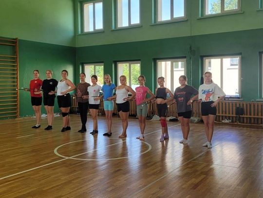 Mażoretki z Kadłuba ćwiczą, żeby zachwycać publiczność