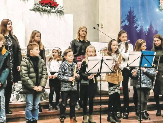 MELODIKON z Zawadzkiego dał koncert kolęd