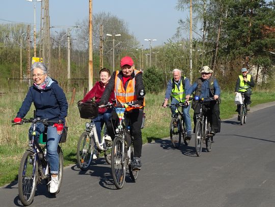 Mieszkańcy powiatu strzeleckiego wsiedli na rowery i rozpoczęli sezon kolarski