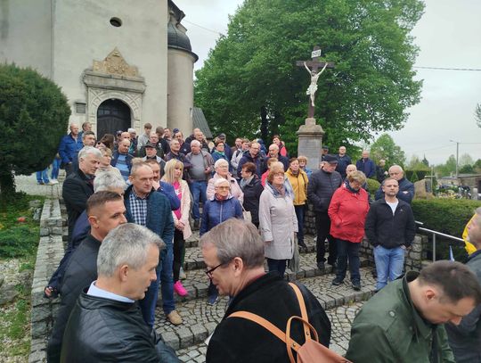 Mieszkańcy Szymiszowa-Wsi protestują przeciw kopalni