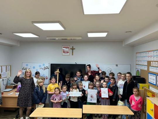 Mikołajkowe warsztaty z Katarzyną Pyką. Powstały piękne prace Mikołajkowe warsztaty z Katarzyną Pyką. Powstały piękne prace