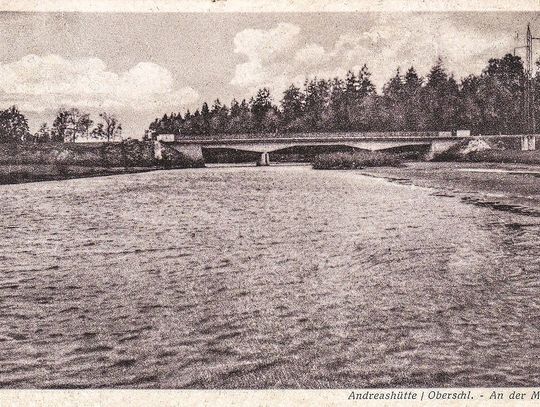 Mosty w Moczydołach. Mieszkańcy Zawadzkiego pamiętają miejscowe przeprawy