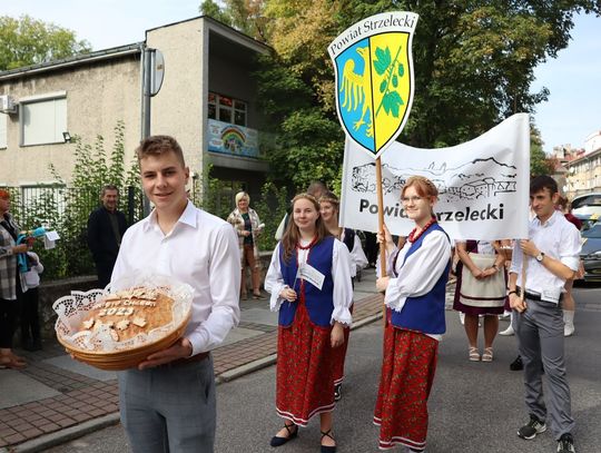 Obchody Powiatowego Święta Chleba odwołane. Część środków trafi dla powodzian