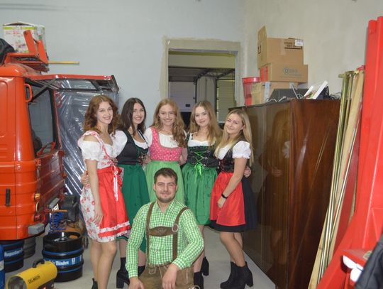 Oktoberfest w remizie w Gąsiorowicach. Zabawa trwała do białego rana