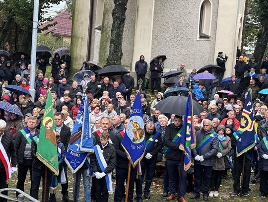 Pielgrzymka hodowców gołębi i muzyków kalwaryjskich na Górę św. Anny