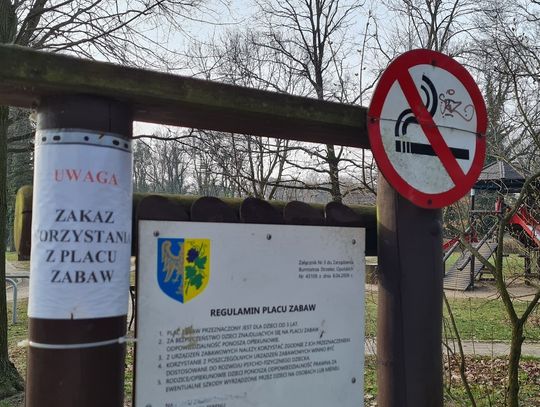 Plac zabaw w strzeleckim parku stwarza zagrożenie dla dzieci. Dlaczego?