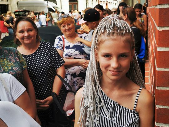 Pomoc żywnościowa. Kolejki Ukraińców co poniedziałek pod siedzibą Caritasu