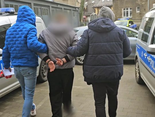 Pościg w Strzelcach Opolskich. 30-latek chciał spalić dom i potrącił policjanta