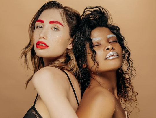 Przeciwwskazania do laminacji brwi: poznaj je przed zabiegiem!