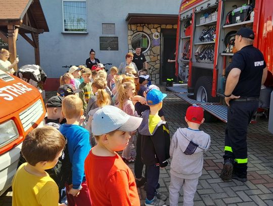 Odwiedziny przedszkolaków i piknik strażacki w OSP w Kadłubie