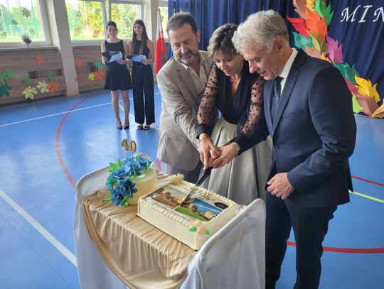 PSP nr 7 w Strzelcach Opolskich ma już 40 lat!