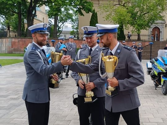 Rafał Janik ze strzeleckiej drogówki w gronie najlepszych policjantów w kraju