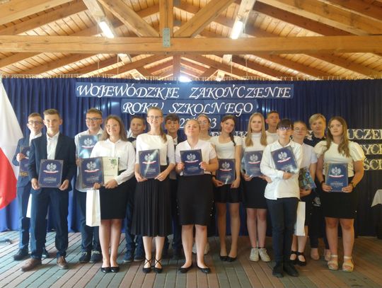 Wojewódzkie zakończenie roku szkolnego w Rozmierce. Były akcenty polityczne