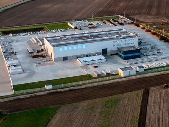 Nowa inwestycja w strefie pod Ujazdem. Rekers powiększy swój zakład