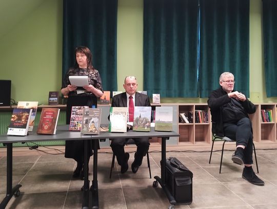 Seniorzy stworzą folder o powiecie strzeleckim. "Pokażemy najciekawsze miejsca"