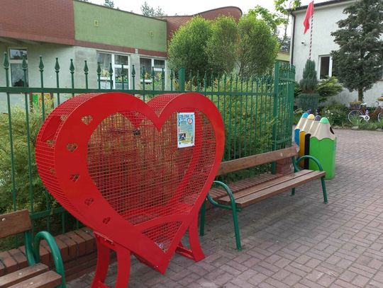 Serce na nakrętki stanęło w Kalinowicach i wesprze szczytny cel