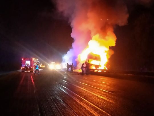 Śmiertelny wypadek na autostradzie A4. Nie żyje kierowca drugiej ciężarówki Śmiertelny wypadek na autostradzie A4. Nie żyje kierowca drugiej ciężarówki