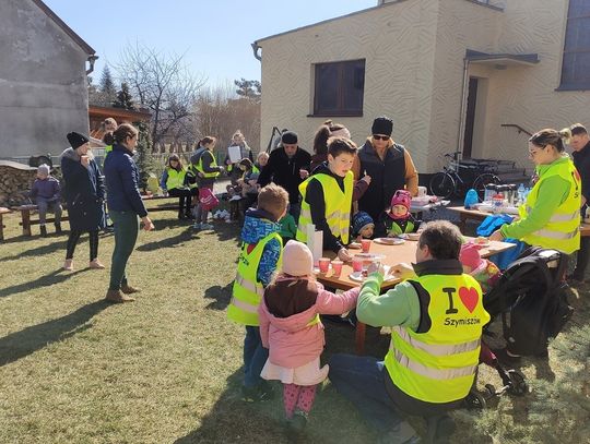 Spacerkiem przez Szymiszów-Osiedle. W imprezie udział wzięło 100 osób