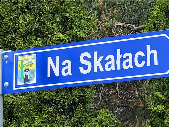 Nowa ulica w Gąsiorowicach. Nazwa nawiązuje do lokalnej tradycji